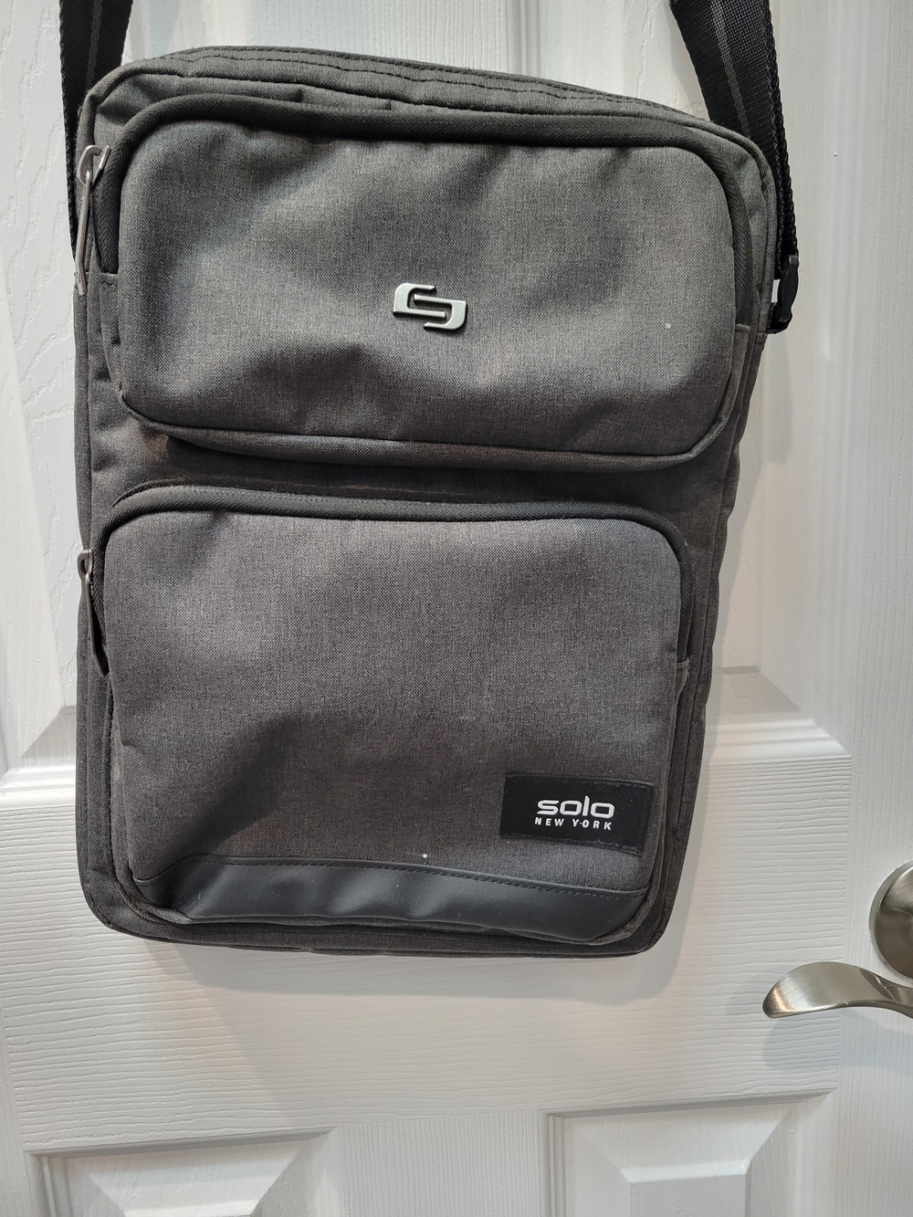 solo Gray Men's Small Laptop Crossbody Shoulder Bag